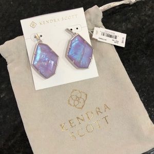 Kendra Scott earrings Dunn